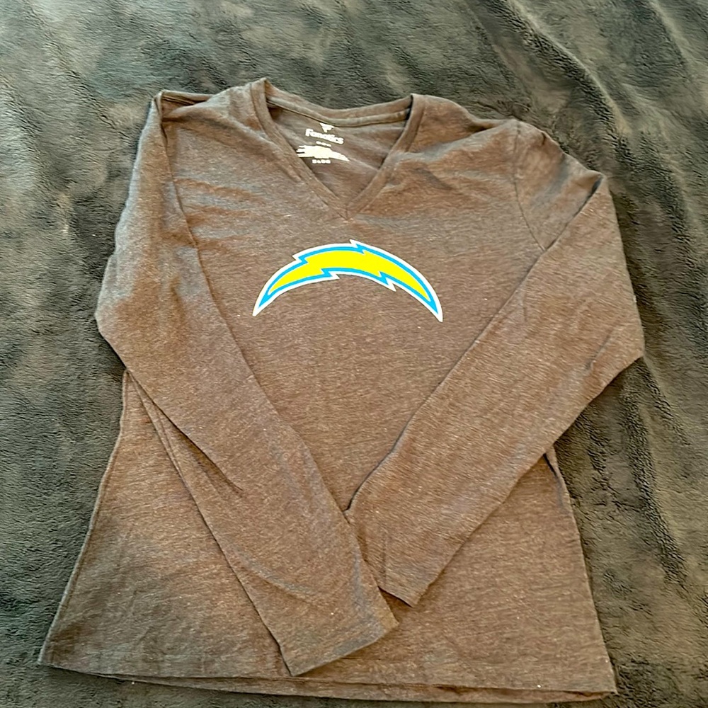 Chargers long sleeve t
